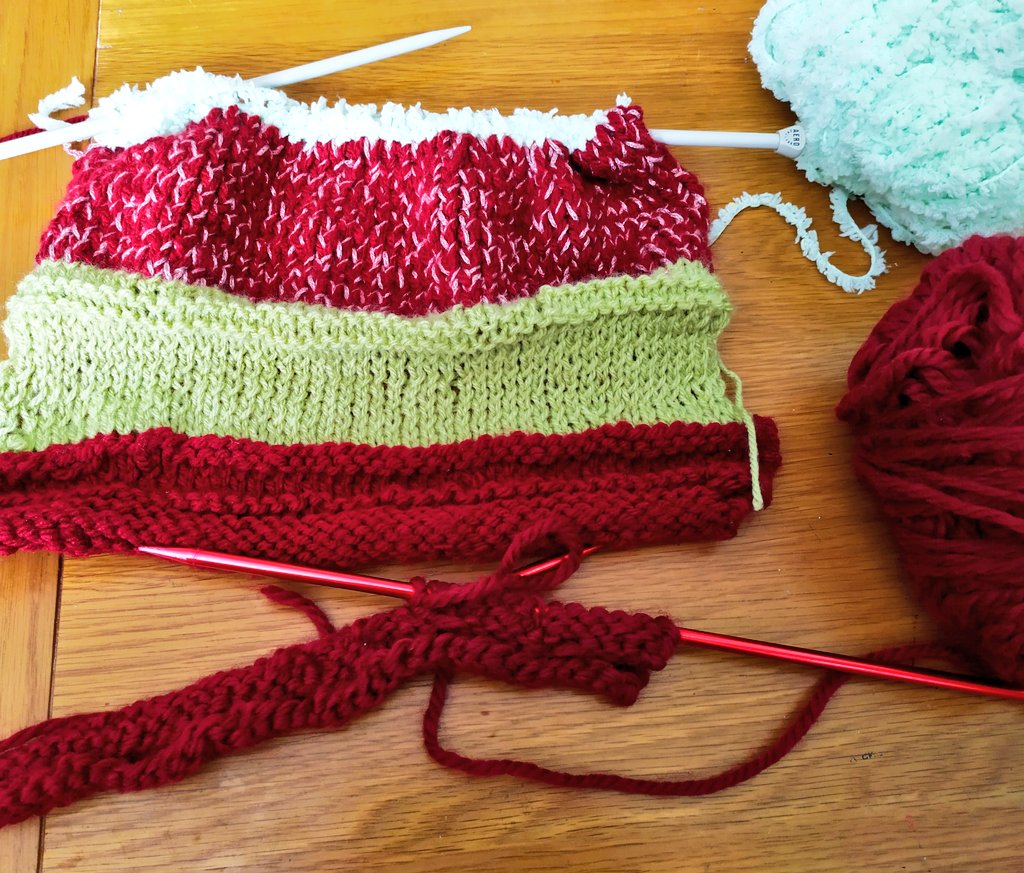 Twiddle Muff Knitting attempt